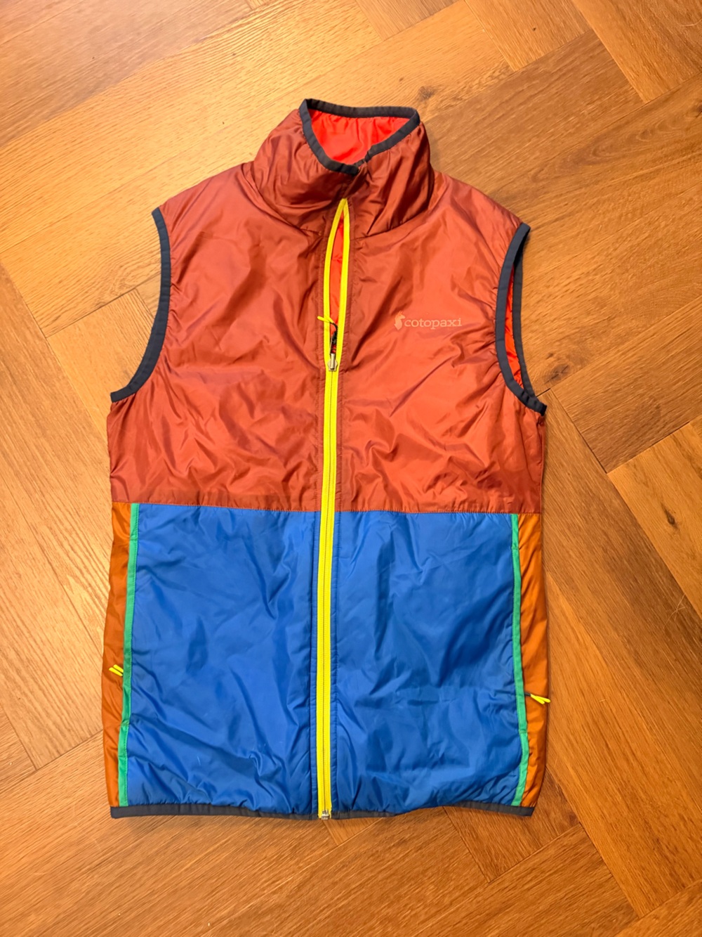 Cotopaxi Teca Windbreaker Vest XS Colorblock Full Zip Lightweight Unisex